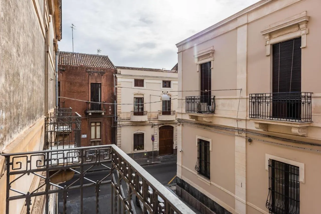 Ferrini Home - Firenze 70 Catania Apartment